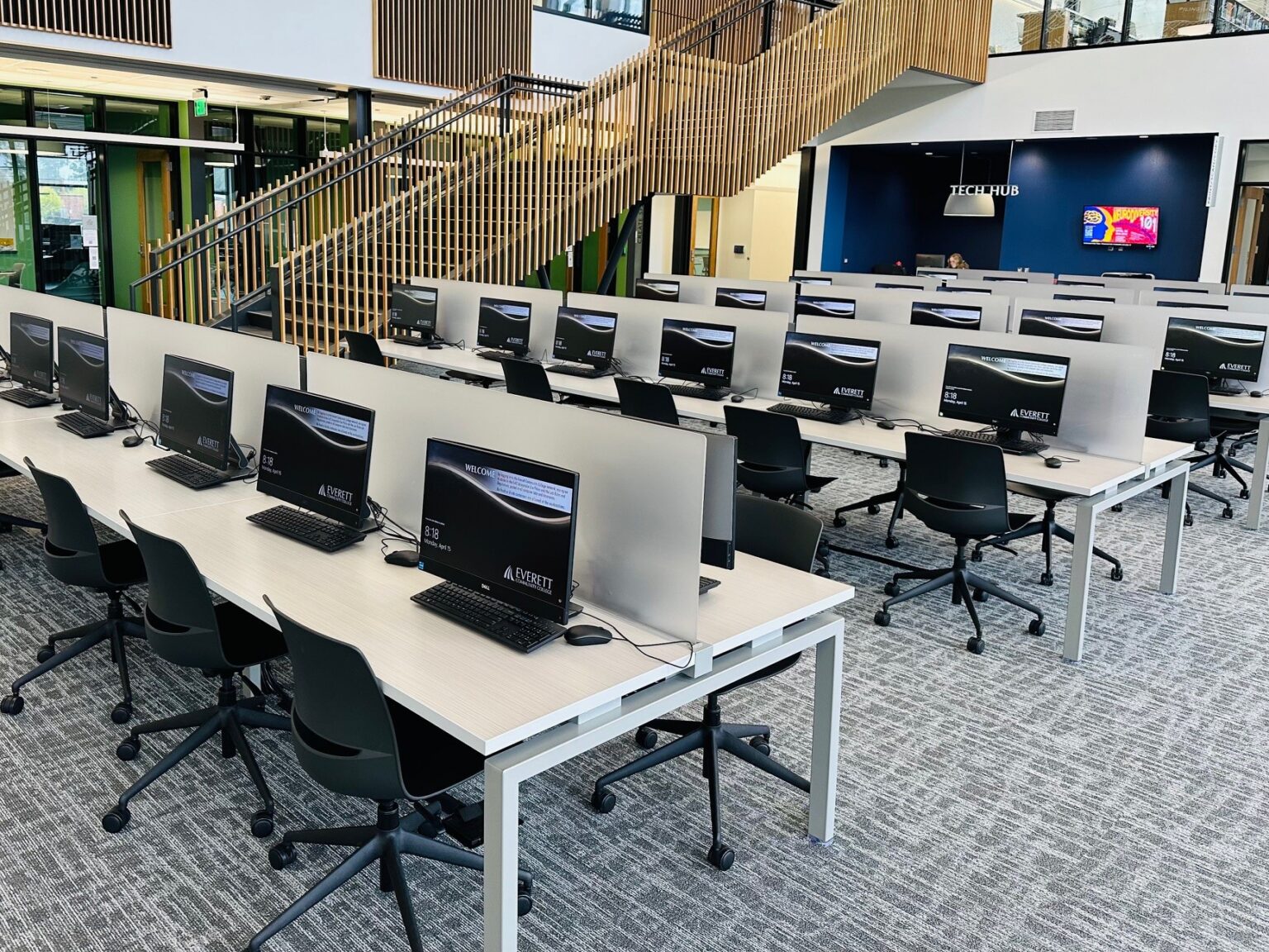 EVCC-Cascade-LRC-Computer-Lab-6-1536x1152