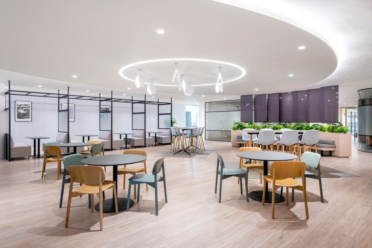 Insidesource-EFG-London-office4