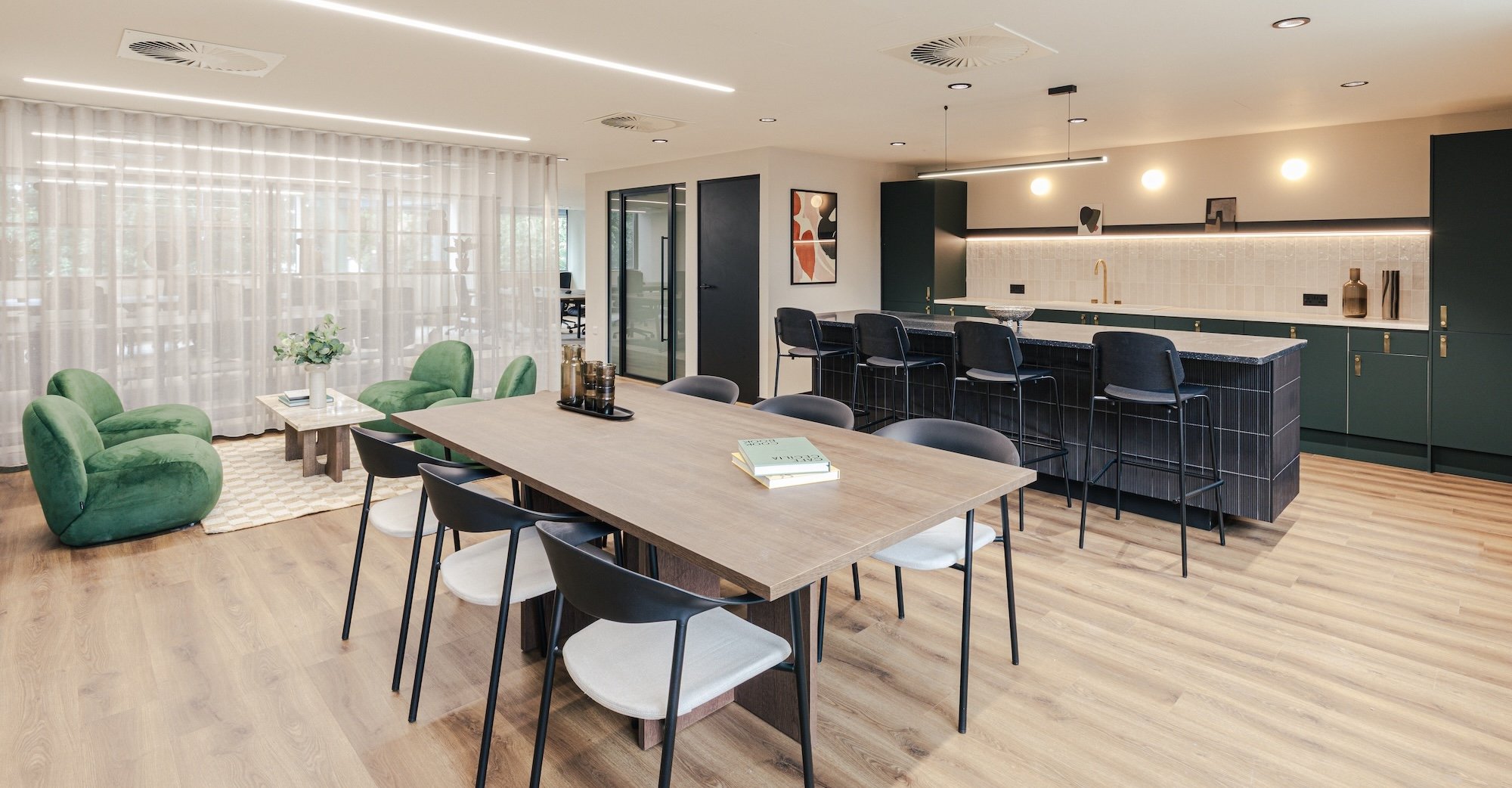 Insidesource-Regal House-3-1